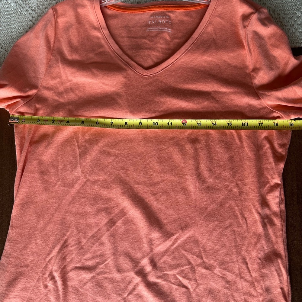 NWOT Talbots Women's Coral Short Sleeve V-Neck Tee SZ L - Picture 4 of 7